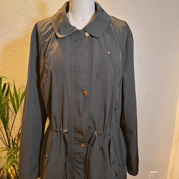 Charter Club Water Resistant Light Weight Transitional Jacket Raincoat - Picture 1 of 10